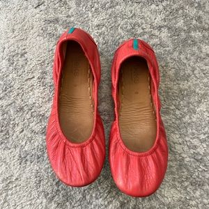 TIEKS- Poppy Size 8